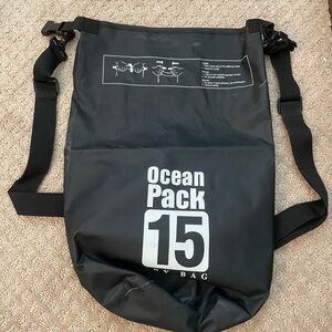 Black Ocean pack 15L Dry bag